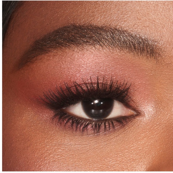 Charlotte Tilbury Walk of No Shame Eyeshadow - Picture 3 of 15